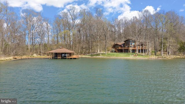 374 SORBIE LN, Mineral, VA 23117