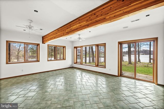374 SORBIE LN, Mineral, VA 23117