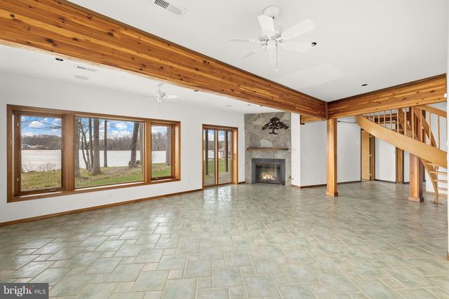 374 SORBIE LN, Mineral, VA 23117