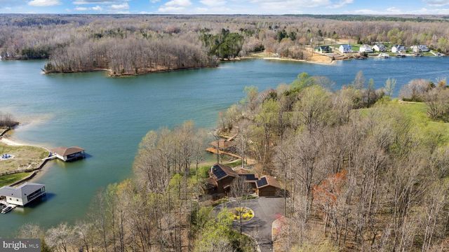 374 SORBIE LN, Mineral, VA 23117