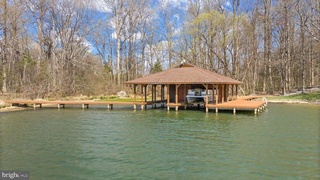 374 SORBIE LN, Mineral, VA 23117