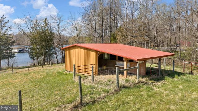 374 SORBIE LN, Mineral, VA 23117