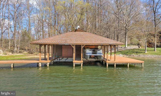 374 SORBIE LN, Mineral, VA 23117