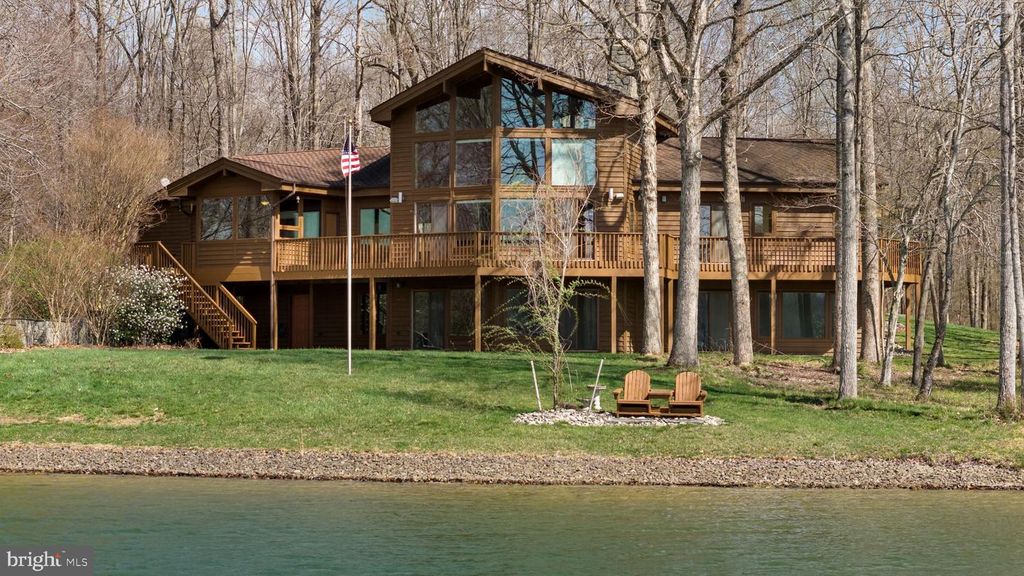 374 SORBIE LN, Mineral, VA 23117