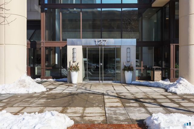 127 Greyrock Place APT 1408, Stamford, CT 06901