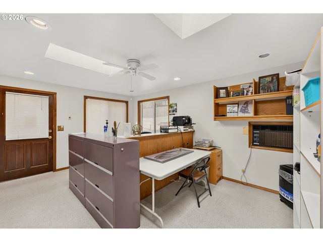 16524 S BRADLEY Rd, Oregon City, OR 97045