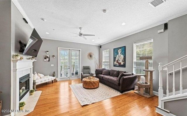 400 14TH Avenue N D, Jacksonville Beach, FL 32250