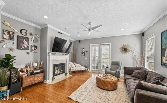 400 14TH Avenue N D, Jacksonville Beach, FL 32250