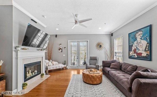 400 14TH Avenue N D, Jacksonville Beach, FL 32250