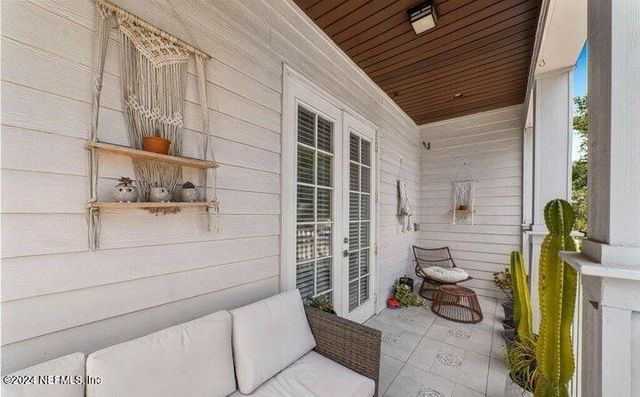 400 14TH Avenue N D, Jacksonville Beach, FL 32250