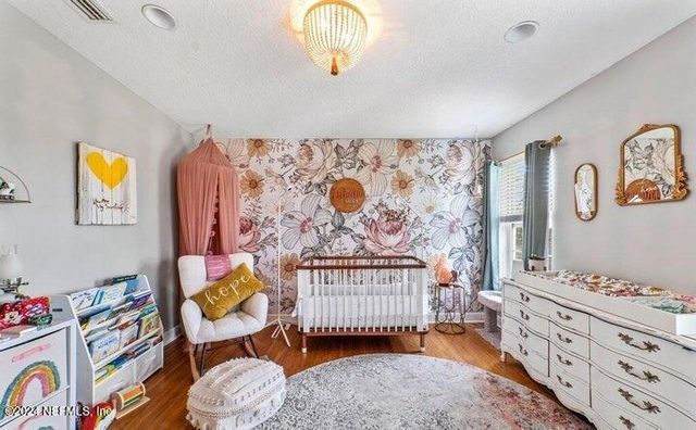 400 14TH Avenue N D, Jacksonville Beach, FL 32250