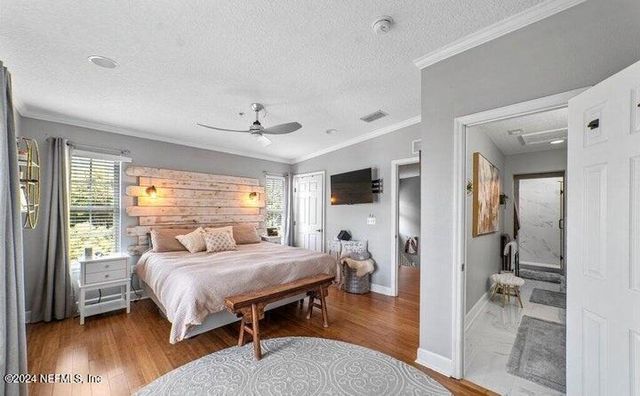 400 14TH Avenue N D, Jacksonville Beach, FL 32250