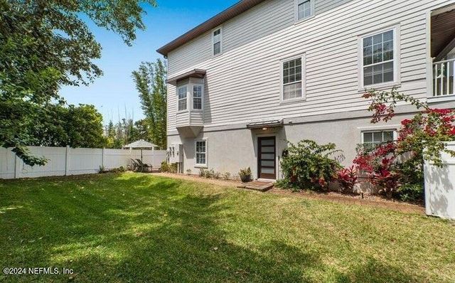 400 14TH Avenue N D, Jacksonville Beach, FL 32250