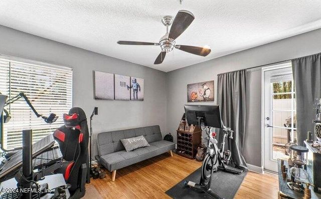 400 14TH Avenue N D, Jacksonville Beach, FL 32250