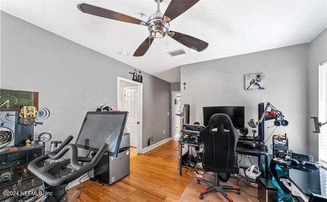 400 14TH Avenue N D, Jacksonville Beach, FL 32250