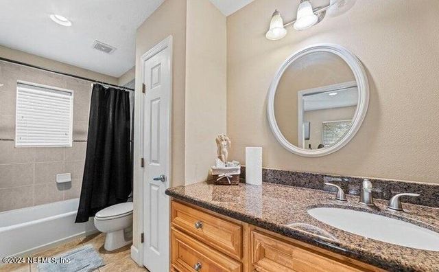 400 14TH Avenue N D, Jacksonville Beach, FL 32250