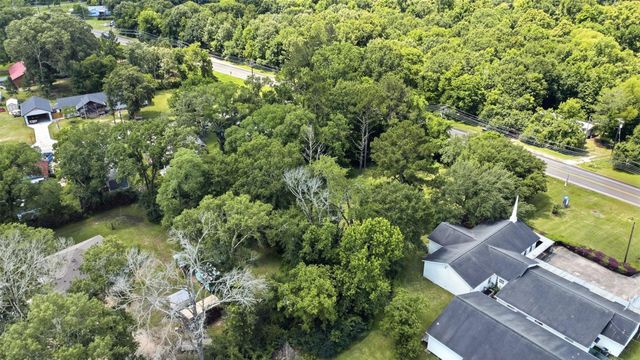 000 State Highway Loop 393, Goodrich, TX 77335