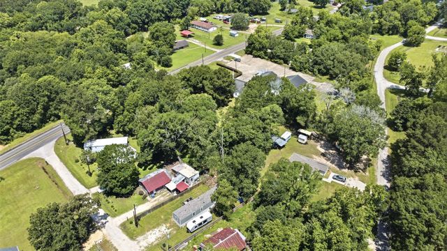 000 State Highway Loop 393, Goodrich, TX 77335