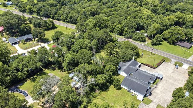 000 State Highway Loop 393, Goodrich, TX 77335