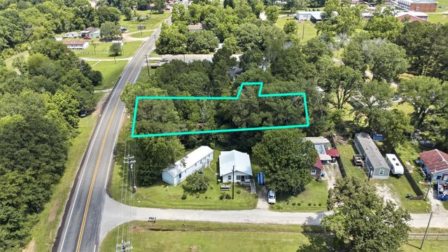000 State Highway Loop 393, Goodrich, TX 77335