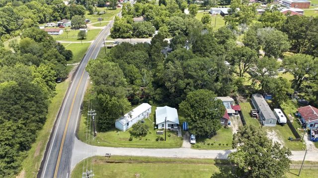 000 State Highway Loop 393, Goodrich, TX 77335