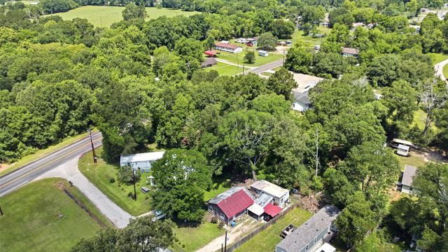 000 State Highway Loop 393, Goodrich, TX 77335