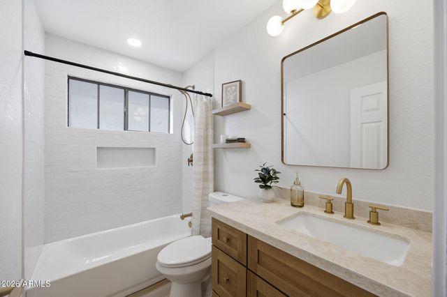 7515 W SEQUOIA Drive, Glendale, AZ 85308