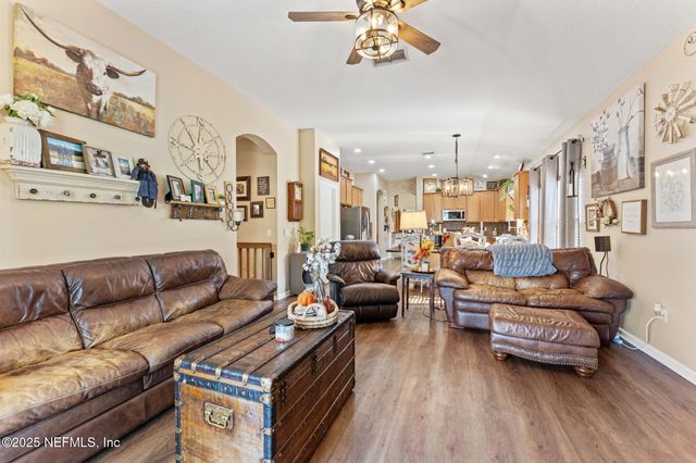 2815 WOODBRIDGE CROSSING Court, Green Cove Springs, FL 32043