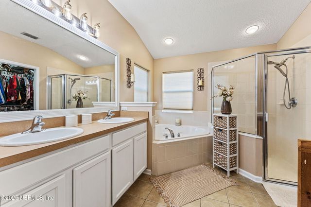 2815 WOODBRIDGE CROSSING Court, Green Cove Springs, FL 32043