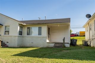 6942 E 10th Street, Tulsa, OK 74112