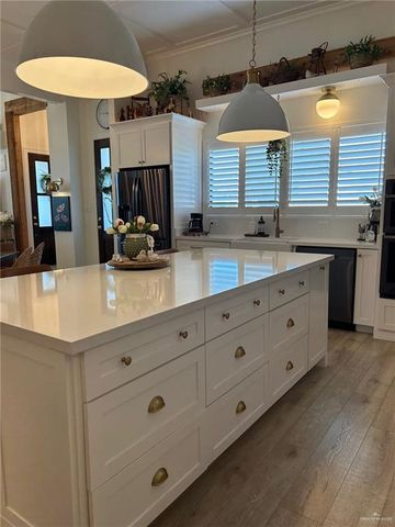 609 Grayson Avenue, Mcallen, TX 78504