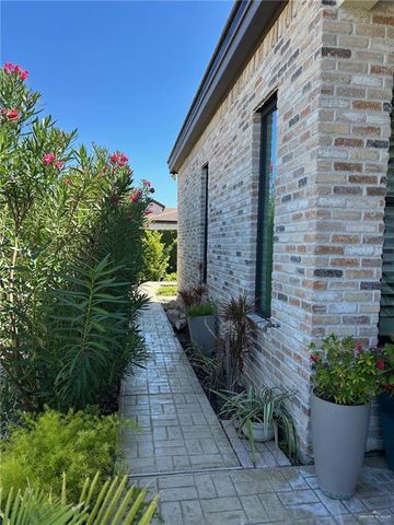 609 Grayson Avenue, Mcallen, TX 78504