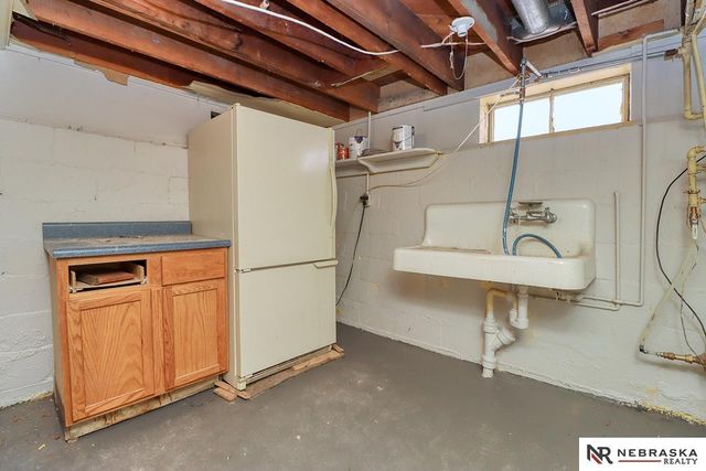 2601 Woodsdale Boulevard, Lincoln, NE 68502