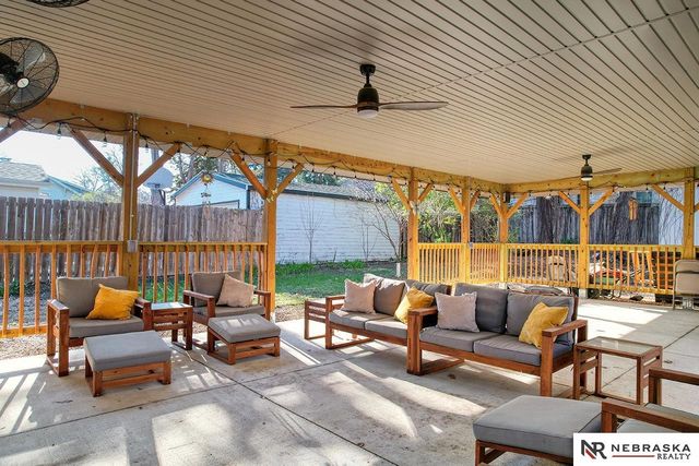 2601 Woodsdale Boulevard, Lincoln, NE 68502