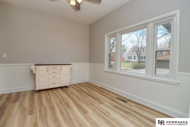 2601 Woodsdale Boulevard, Lincoln, NE 68502