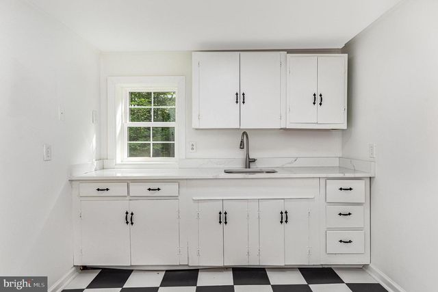 6908 S ROXBURY MILL RD, Spotsylvania, VA 22551