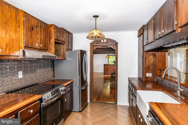 6908 S ROXBURY MILL RD, Spotsylvania, VA 22551