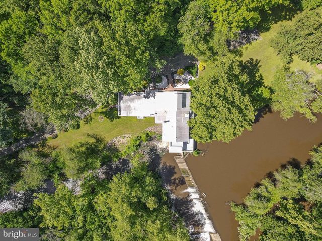 6908 S ROXBURY MILL RD, Spotsylvania, VA 22551