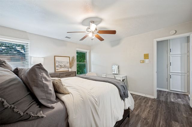 5727 Remington Park Square, Dallas, TX 75252