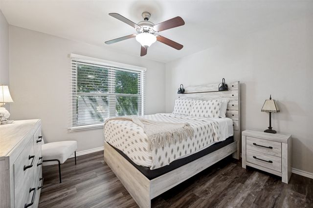 5727 Remington Park Square, Dallas, TX 75252