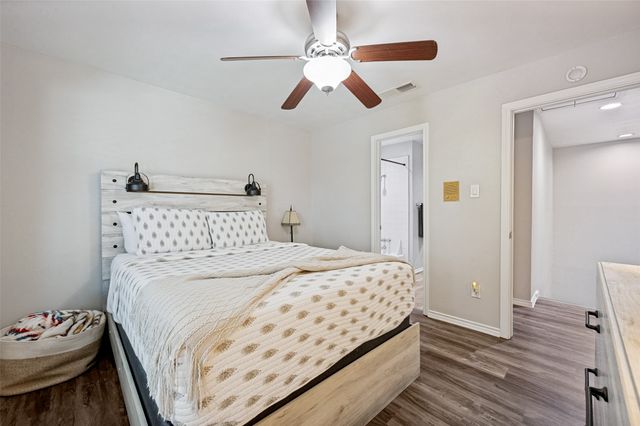 5727 Remington Park Square, Dallas, TX 75252