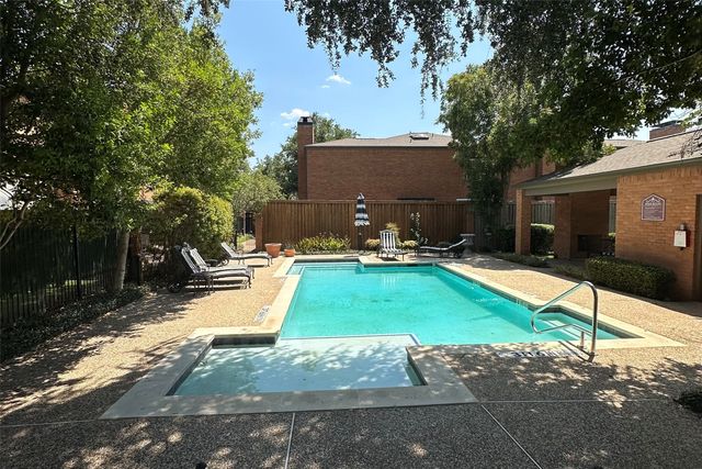 5727 Remington Park Square, Dallas, TX 75252