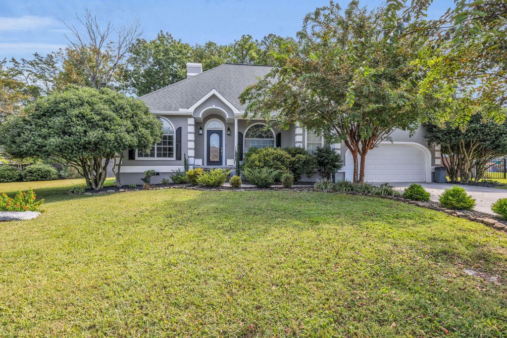 1302 Brookgreen Lane, Ooltewah, TN 37363
