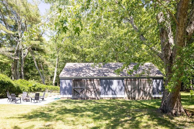 2700 Harbor Lane, Cutchogue, NY 11935