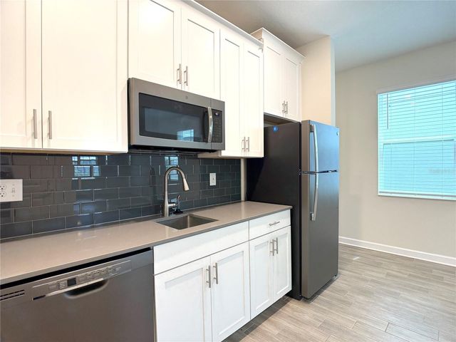2638 CAMDEN PARK LOOP, Davenport, FL 33837