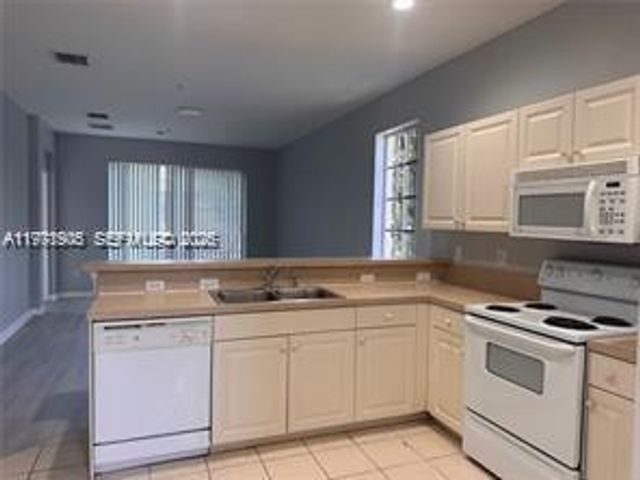 1969 Freeport Ln 1969, Riviera Beach, FL 33404