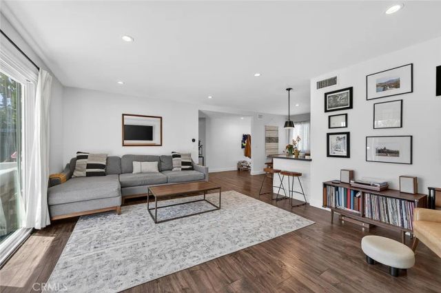 5832 Middlecoff, Huntington Beach, CA 92649