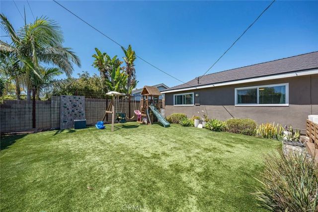 5832 Middlecoff, Huntington Beach, CA 92649