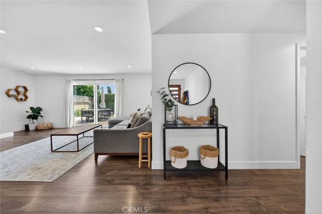 5832 Middlecoff, Huntington Beach, CA 92649