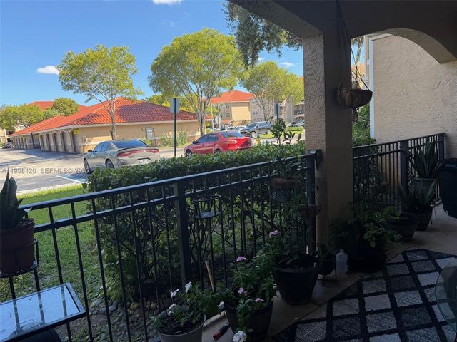 200 SW 117th Terrace 10103, Pembroke Pines, FL 33025